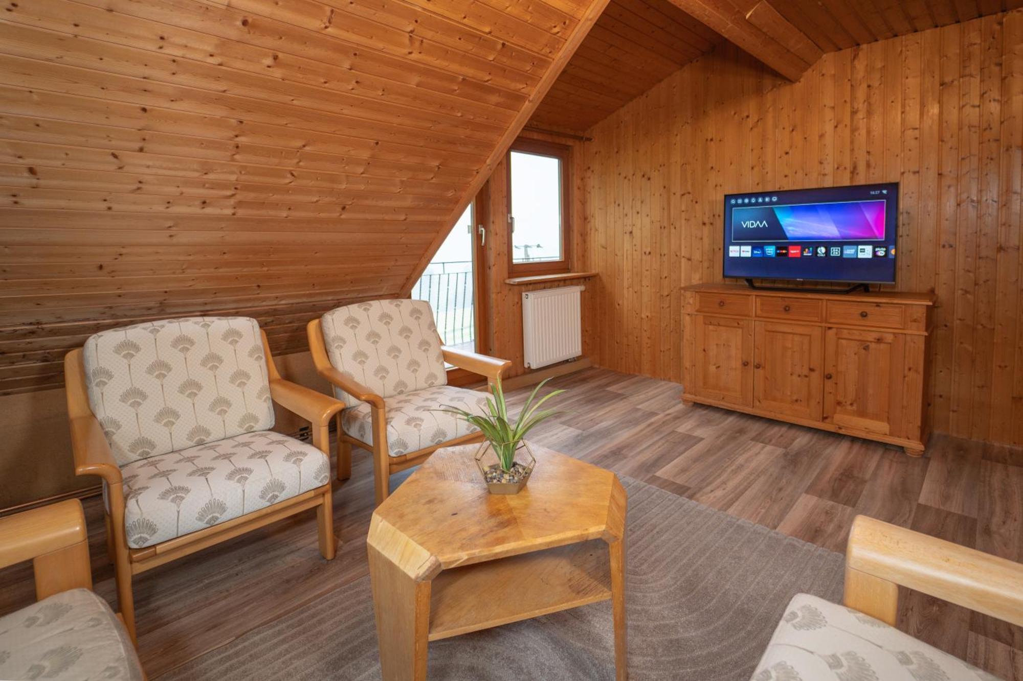 Range - Landhaus Mit Panoramablick - 2 Apartments - Wlan - Tv - Bis Zu 11 Personen 빈터바흐 외부 사진